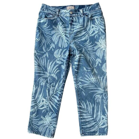 🌴 Chicos Blue Palm Print Denim Capris Capri Pants Sz 8 /Chico’s Sz 1 - Picture 2 of 6